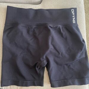 Dfyne dynamic shorts black small bike shorts gym fit